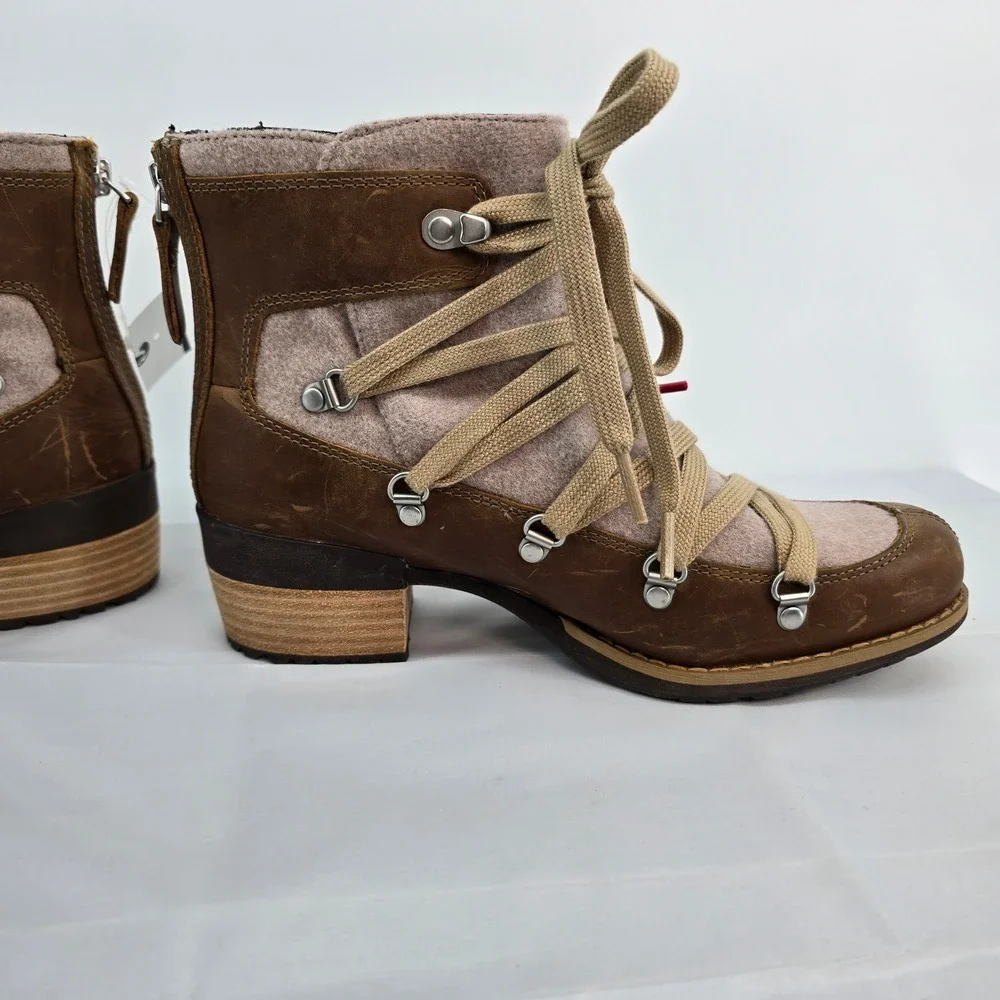 Merrell Womens Size 8 Shiloh II J004422 Warm Camel Leather Lace Up Boots NWB
